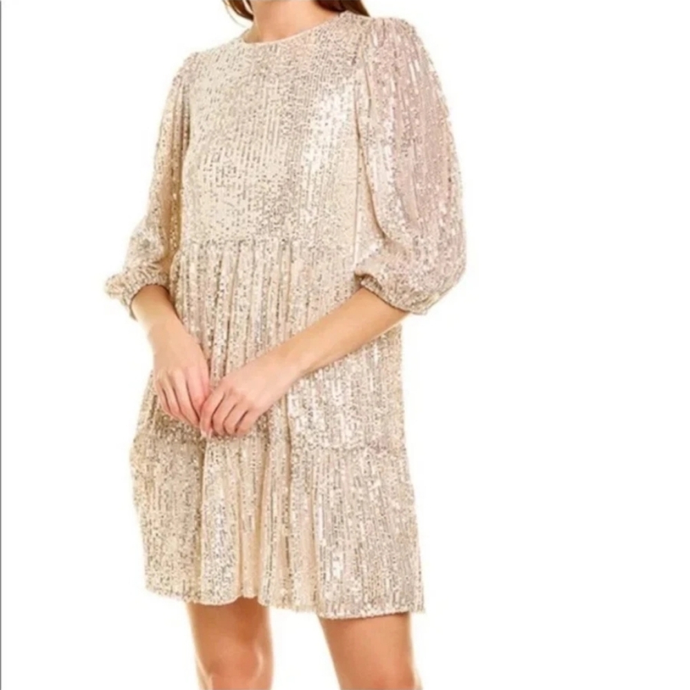 Elegant Sequin Dress in Gold